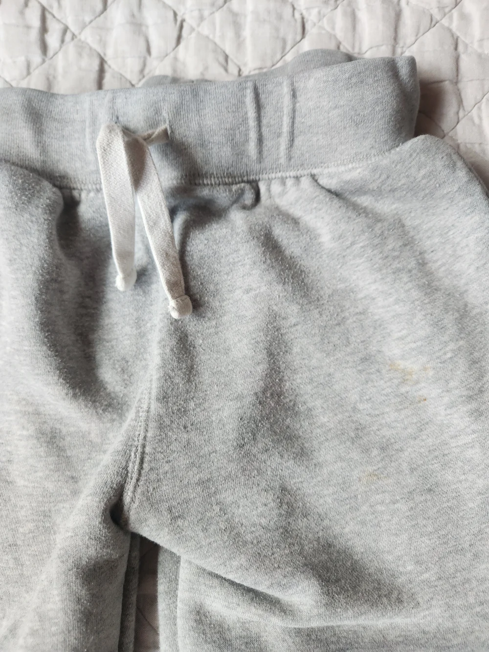 Children's Place Kids Jogger Pants in Light Gray & Black